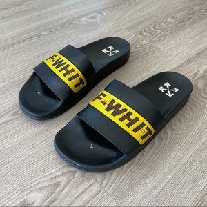 Off-White Industrial Belt Slider